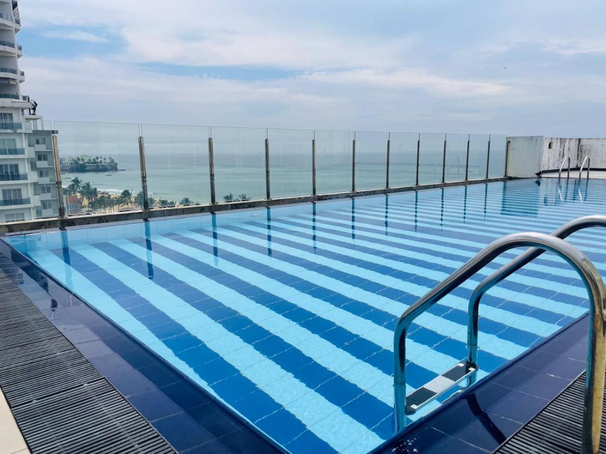 Beach Mount Apartment Dehiwala-Mount Lavinia Exterior photo