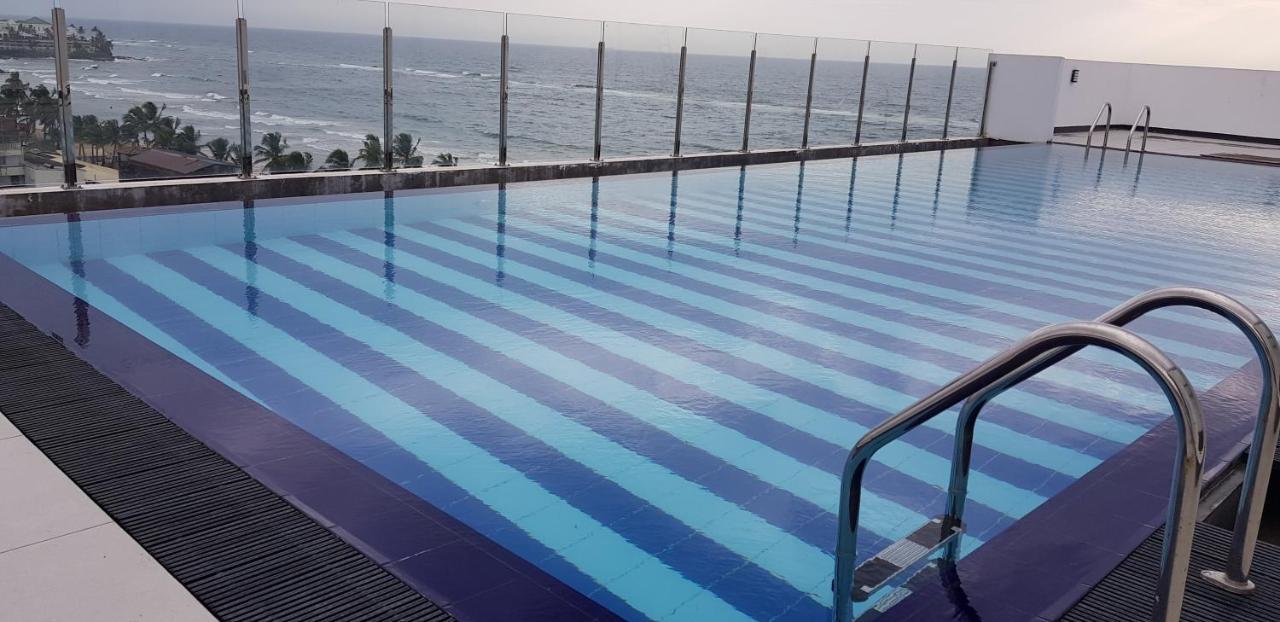 Beach Mount Apartment Dehiwala-Mount Lavinia Exterior photo